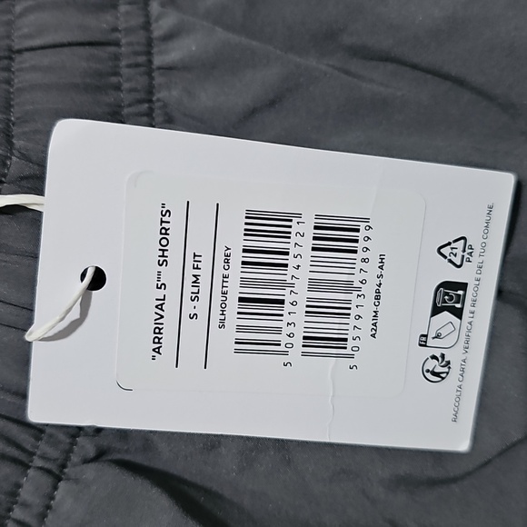 NWT Gymshark Shorts Arrival 5" Slim Fit Small - Picture 4 of 7